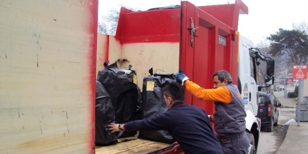 Katı Atıklar Bertaraf Ediliyor