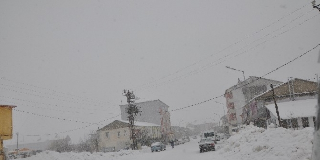 Sincik’te Kar Tatili