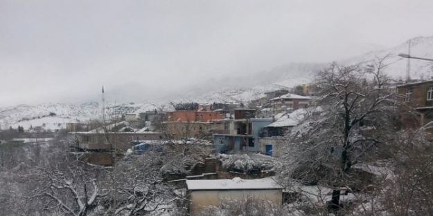 Gerger İlçesinde Okullar 1 Gün Tatil