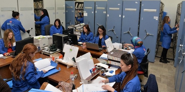 727 Bin Belge Gün Işiğina Çikti