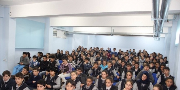 Oltu’da Öğrenciler Tüberküloz Konusunda Bilgilendirildi