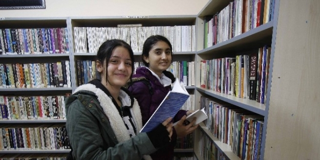 Bayraklı’da Kütüphane Sayısı Artıyor