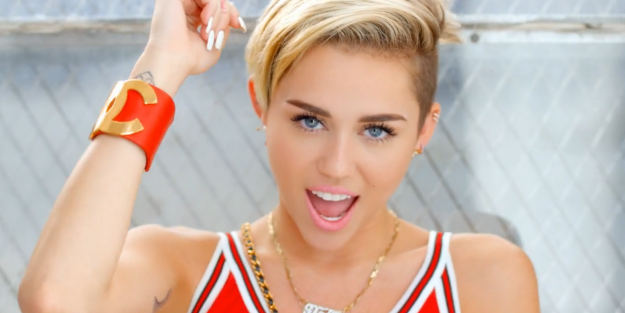 "Evde oturalım sevişelim yeter"