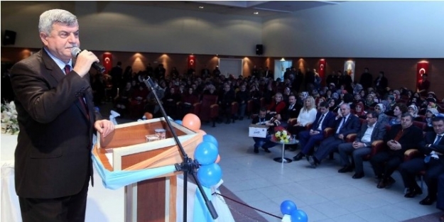 Başkan: ”ak Parti Hanımların Eliyle Yükselmiştir”