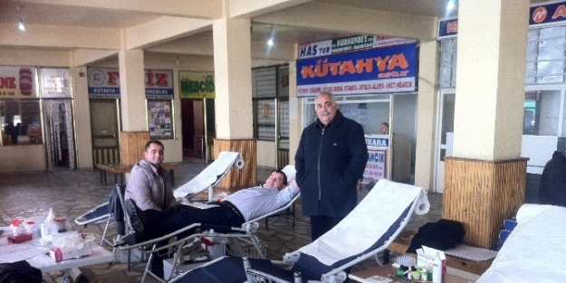 Tavşanlı Otogar’ında Kan Bağışı Ünitesi Kuruldu