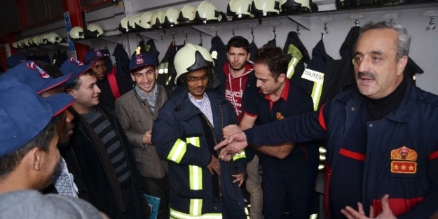 Yabancı Öğrenciler Gönüllü İtfaiyeci Oldu