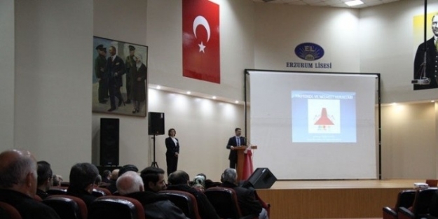 Erzurum’da Protokol Ve Nezaket Kuralları Semineri