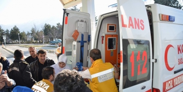 Başına Demir Düşen İşçi Ağır Yaralandı