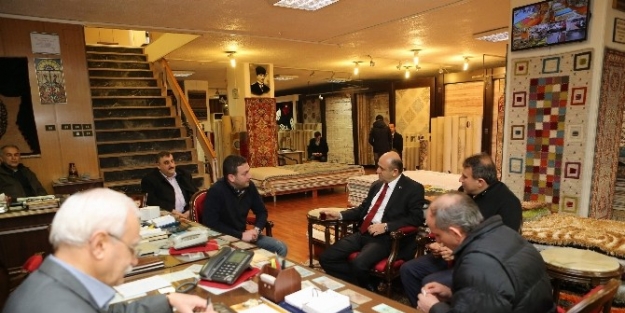 Bakan Işik, Kocaeli Esnafını Gezdi