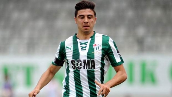 Atletico Madrid Ozan Tufan'ın peşine düştü!