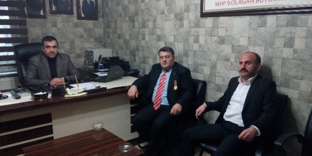 Erzurum Şehit Aileleri Ve Gazilerden Mhp İl Başkanlığına Ziyaret