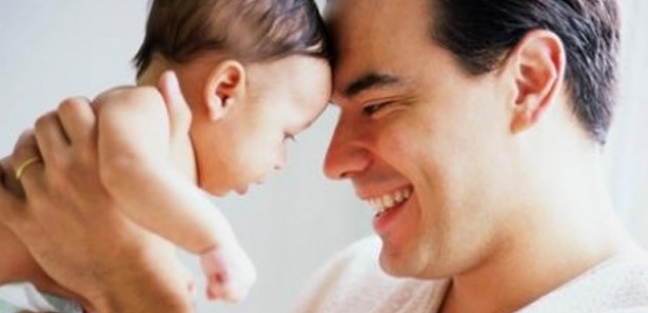 Çalışan babalara yarım gün müjdesi