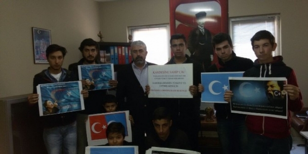 Uygur Türkleri İçin Toplanan İmza Kampanyası Sona Erdi