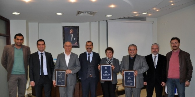 İmo’dan Meslekte 25 Yılını Dolduranlara Plaket