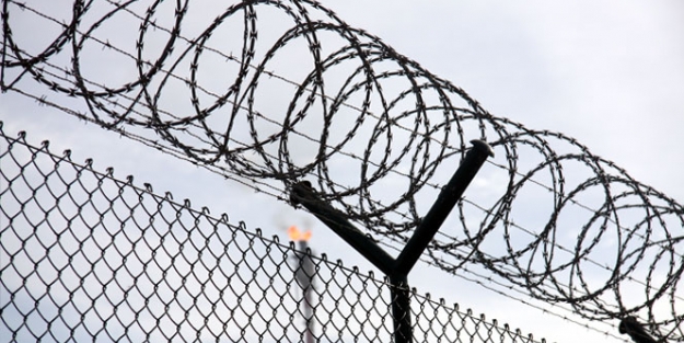 Mahkumlar kavga etti, 11 yaralı