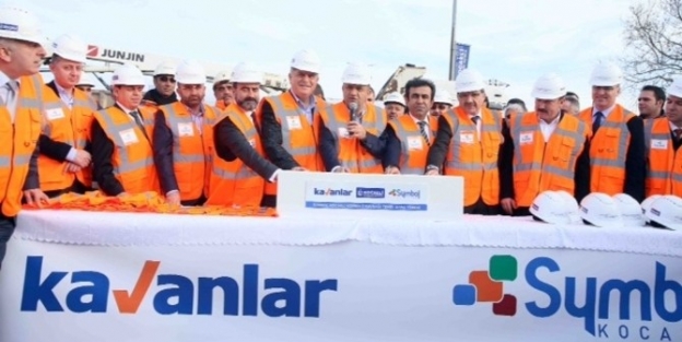 64 Milyonluk Kavşağın Temeli Atıldı