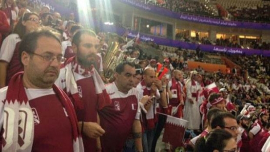 Para karşılığında dışardan taraftar getirdi