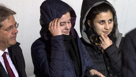 Savaşçılarla kendi rızasıyla mı seks yaptılar?