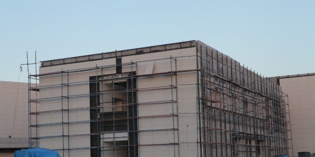 Çü İletişim Fakültesi Stüdyoları İnşaati Devam Ediyor