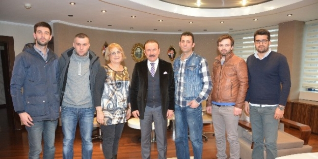 Acısulu Esnaflar Başkan Doğan’ı Ziyaret Etti