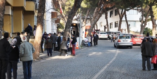 Birgi, Pazar Mesaisini Yoğun Geçirdi