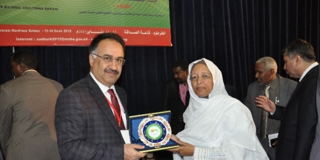 Iğdir Üniversitesi Sudan’da 12 Üniversiteyle İşbirliği Anlaşmaları İmzaladi