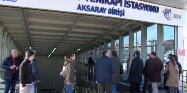 Marmaray’da bomba paniği