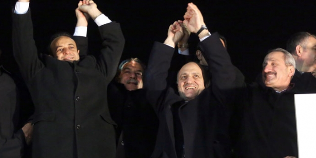 Tapeler için şok başvuru!