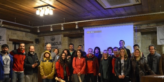 Kuşadası’nda ’bilinçli İlk Yardım Hayat Kurtarır’ Etkinliği