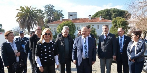 Özakcan, Efeler Kent Konseyi’nin Kan Bağışı Kampanyasına Destek Verdi