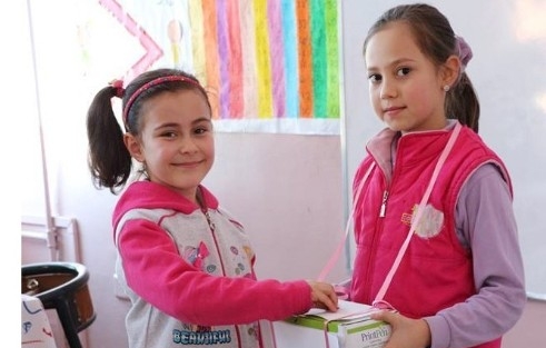 “minik Eller Büyük Kalpler” Yardım Kampanyası