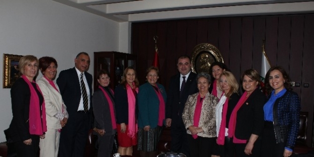 Kadın Partisi, Adana Barosu’nu Ziyaret Etti
