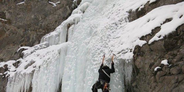 Erzurum’da "uluslararası Buz Ve Kış Tırmanışı"
