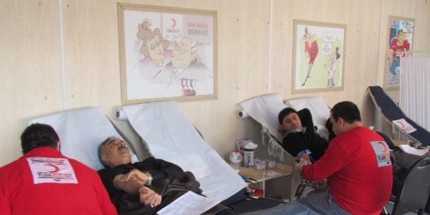 Kızılay’dan Kan Toplama Kampanyası