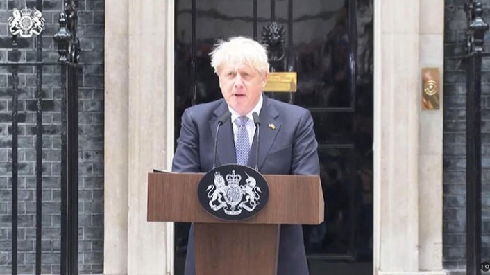 İngiltere Başbakanı Boris Johnson istifa etti