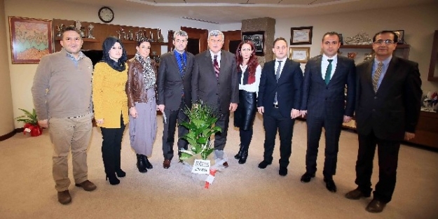 Başkan Karaosmanoğlu: “gençlerimizi Kirli Düşünce Akımlarından Korumalıyız’’