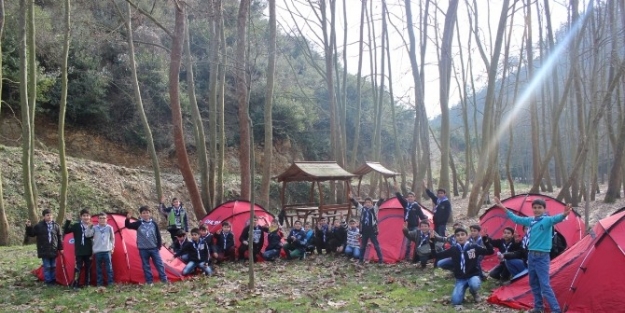 İzciler Çinarlidere’ye Renk Kattı