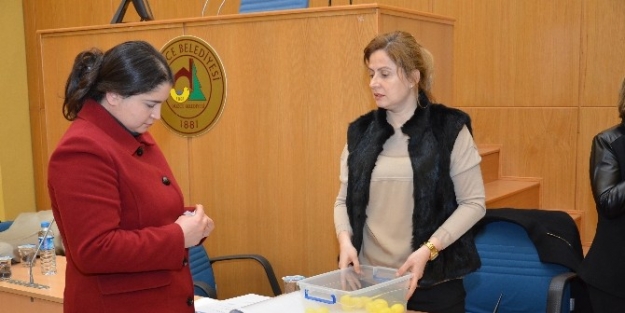 Düzce Belediyesi Bilgi Yarışması Kura Çekimi Gerçekleşti