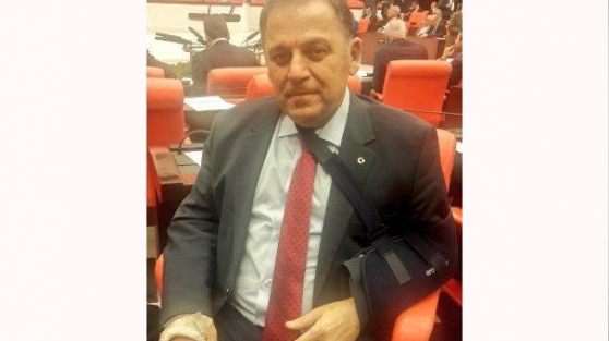 Ahmet Gümüş 9 kırığa rağmen oylamada