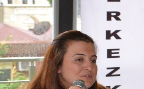 Chp’li Kadın Kolları Başkanı Şansini Öğrencilere Verdi