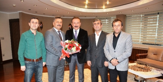 Gümüşhaneliler’den, Doğan’a Ziyaret