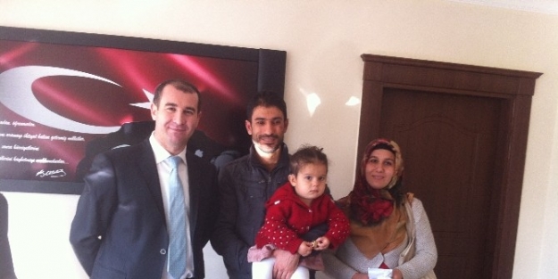 Minik Yaren İşitme Cihazına Kavuştu