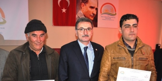 Ödemiş’te “sürü Yönetim Elemanı Benim” Diyen 46 Üretici Sertifikalarını Aldı