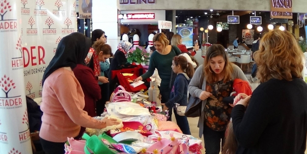 Talasemi ve Hemofili derneğinden karne hediyesi