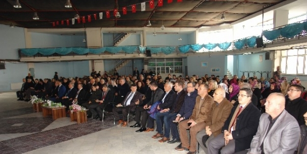 Saray’da ’maddeye Değil Hayata Bağlan’ Konferansı Gerçekleştirildi