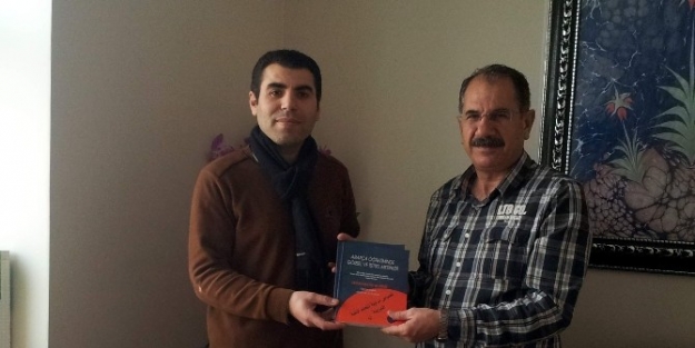 Suriyeli Mülteciden Kaynak Kitap