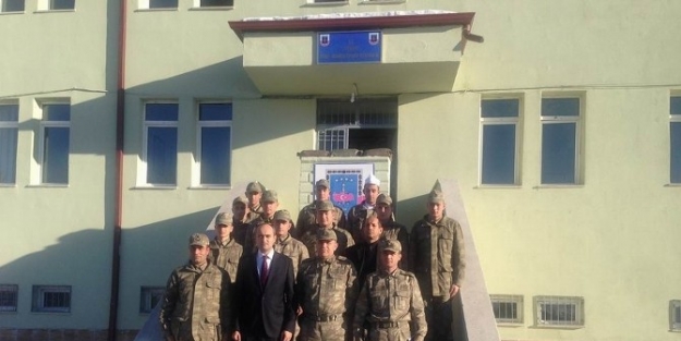 Gemerek Kaymakamı Özbey’den, Eğerci Jandarma Komutanlığına Ziyaret