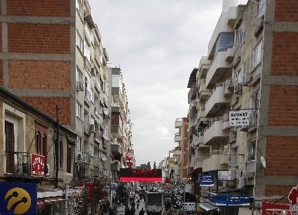 Bayraklı Belediyesi’nden Esnafa Müjde