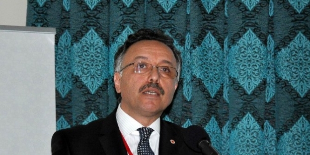 Neü Rektörü Şeker Yök Üyeliğine Atanan Kapıcıoğlu’na Tebrik