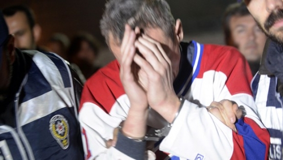 Hakime beni tutuklayın diye yalvardı